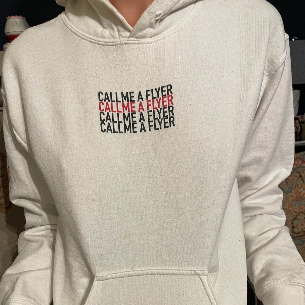 UDAYTON WHITE GRAPHIC HOODIE
